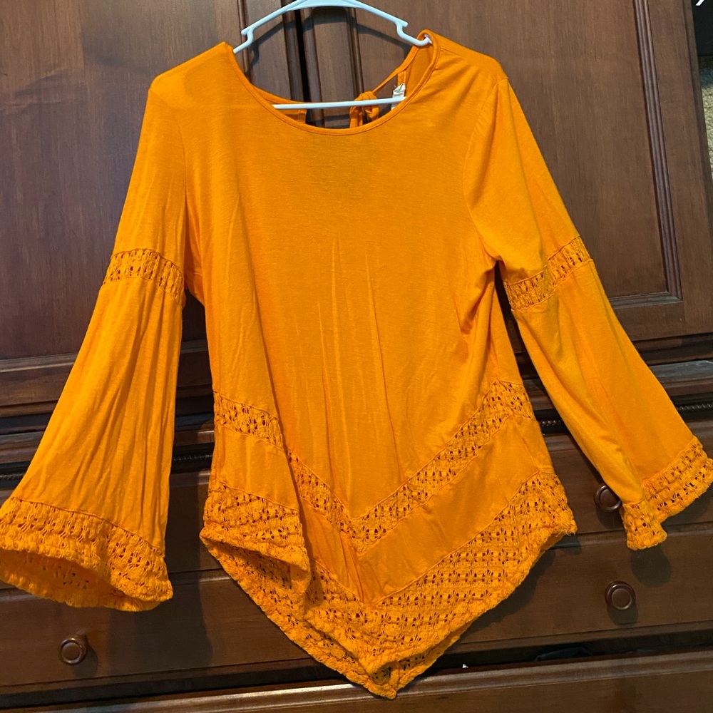 Long sleeve shirt